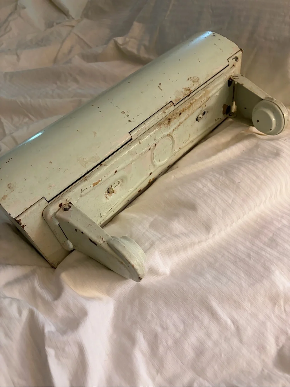Vintage. Metal Paper Towel Holder Box - White